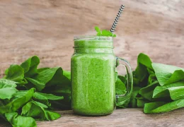 🥬🍍 Green Smoothie Vitalité — La recette fraîche & bien-être signée L’Ours Vert